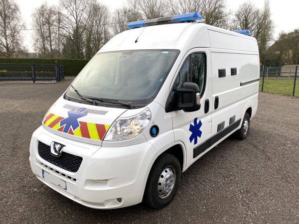 Ambulance occasion PEUGEOT BOXER L2H2 par BV Ambulances