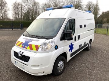 Ambulance occasion PEUGEOT BOXER L2H2